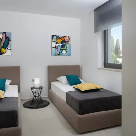 Fasana - Penthouse With Jacuzzi Guest house *