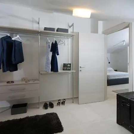 Guest house Fasana - Penthouse With Jacuzzi *