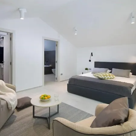 Fasana - Penthouse With Jacuzzi Guest house Fazana